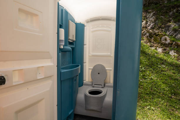 Best Portable restroom trailer rental  in North Charleston, SC